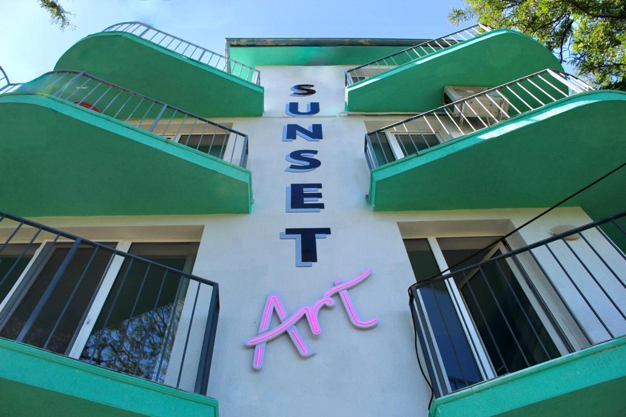 ホテル Sunset Art Beach Front チェルノモレツ エクステリア 写真